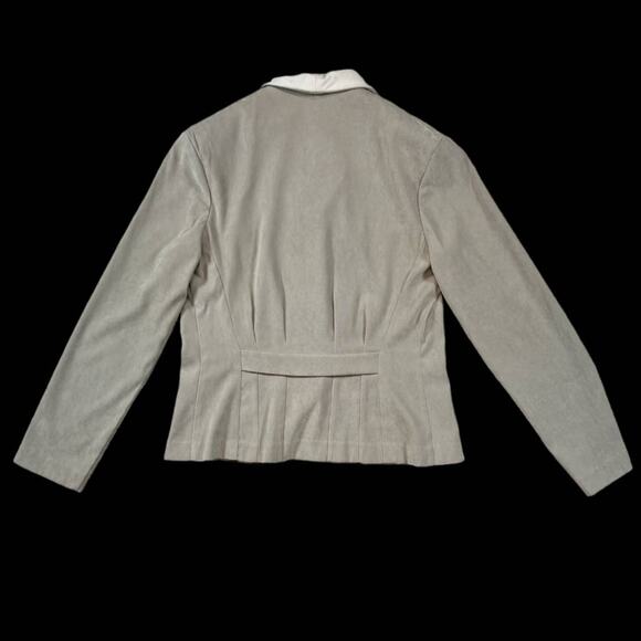 Casual Corner Olive Color Pant Suit | Size 10 - Picture 3 of 6